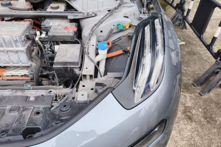 Used Zeekr 001 2022 Long-Range Dual-Motor WE Edition Engine Bay Left