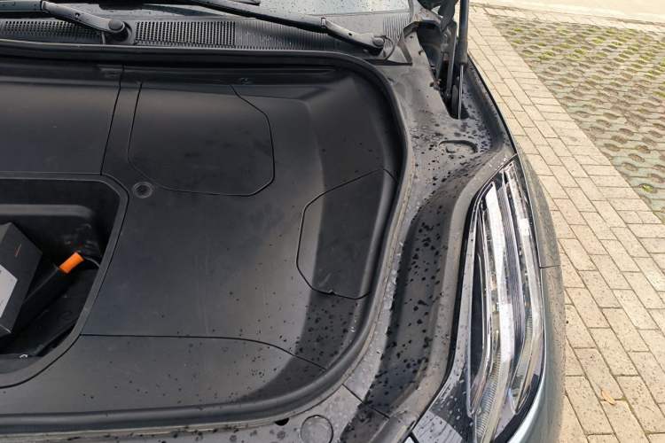 Used Zeekr 001 2022 Long-Range Dual-Motor WE Edition Engine Bay Left