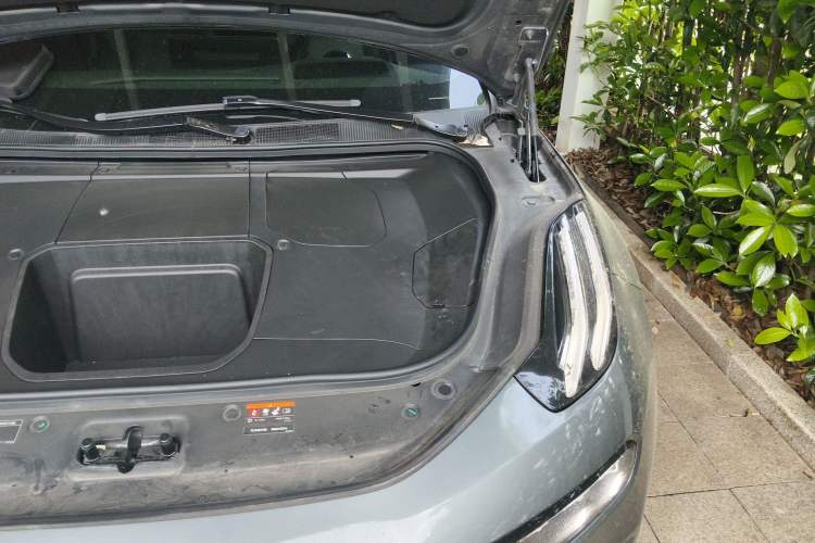 Used Zeekr 001 2022 Long-Range Dual-Motor WE Edition Engine Bay Left