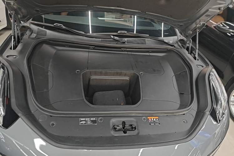 Used Zeekr 001 2022 Long-Range Dual-Motor WE Edition Engine Bay