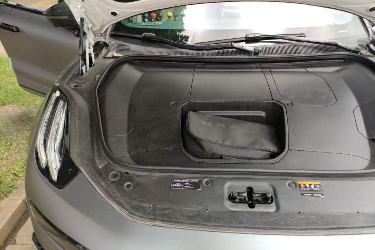 Used Zeekr 001 2022 Ultra-Long Range Dual-Motor ME Version Engine Bay Right