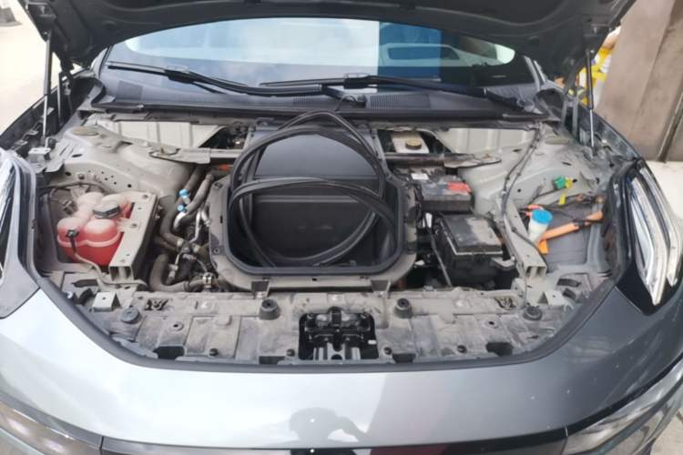 Used Zeekr 001 2022 Ultra-Long Range Dual-Motor ME Version Engine Bay