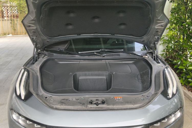 Used Zeekr 001 2022 Long-Range Dual-Motor WE Edition Engine Bay