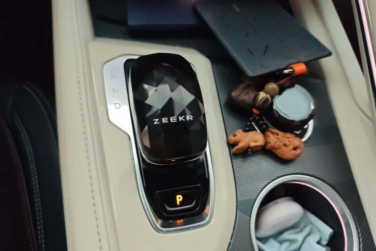 Used Zeekr 001 2022 Long-Range Dual-Motor WE Edition Gear Lever