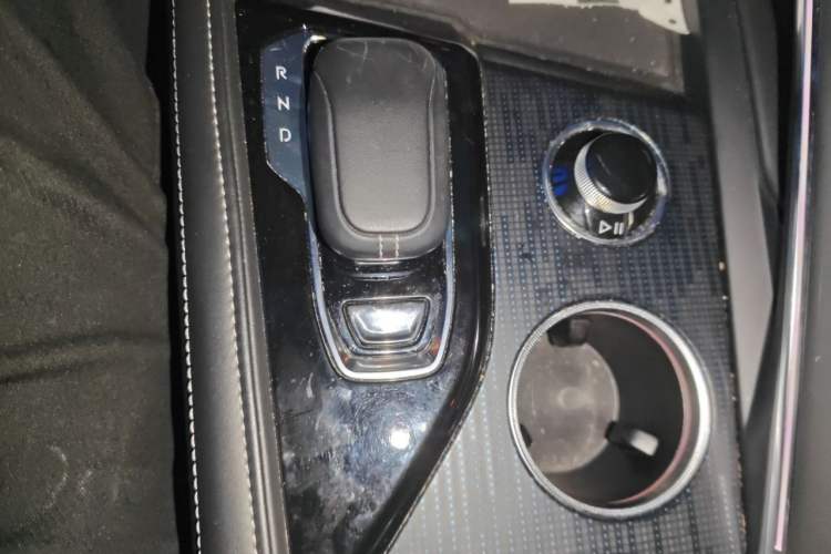 Used Zeekr 001 2022 Long-Range Dual-Motor WE Edition Gear Lever
