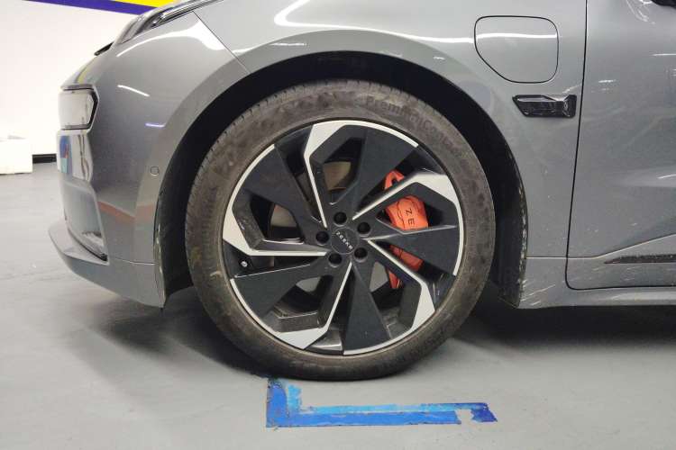 Used Zeekr 001 2022 Long-Range Dual-Motor WE Edition Left Front Wheel Hub