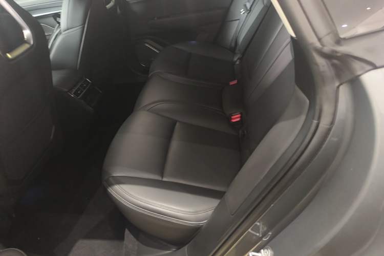 Used Zeekr 001 2022 Ultra-Long Range Single-Motor WE Version Left Rear Seat