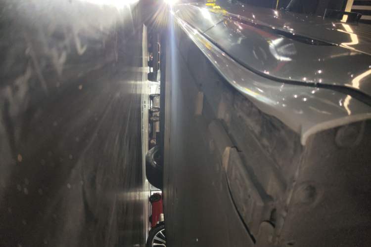 Used Zeekr 001 2022 Ultra-Long Range Dual-Motor ME Version Left Side Sill