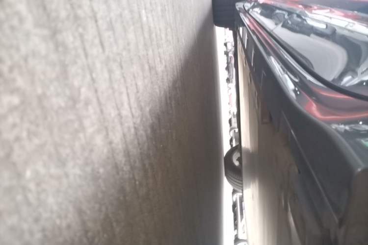 Used Zeekr 001 2022 Ultra-Long Range Dual-Motor ME Version Left Side Sill