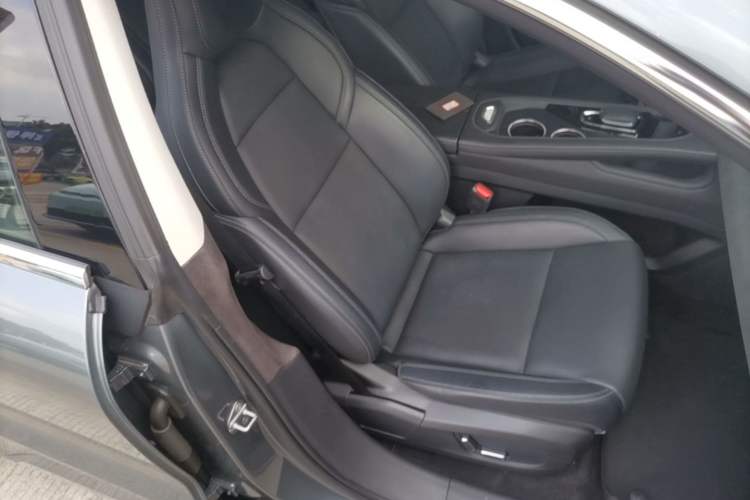 Used Zeekr 001 2022 Ultra-Long Range Dual-Motor ME Version Right Front Seat