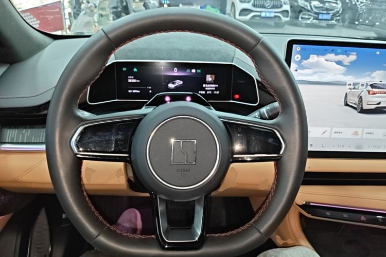 Used Zeekr 001 2022 Ultra-Long Range Dual-Motor YOU Version Steering Wheel