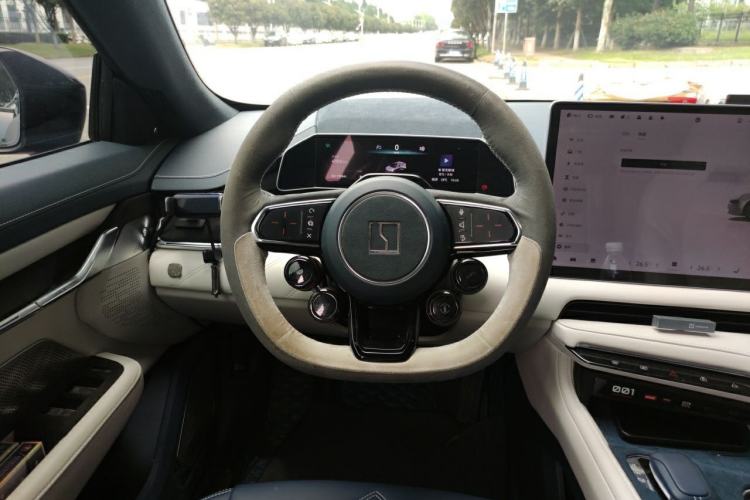 Used Zeekr 001 2022 Ultra-Long Range Dual-Motor ME Version Steering Wheel