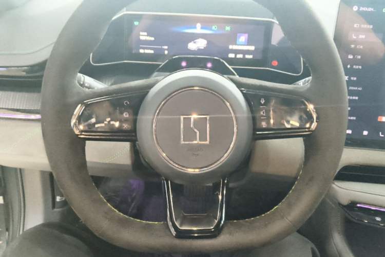 Used Zeekr 001 2022 Ultra-Long Range Single-Motor WE Version Steering Wheel