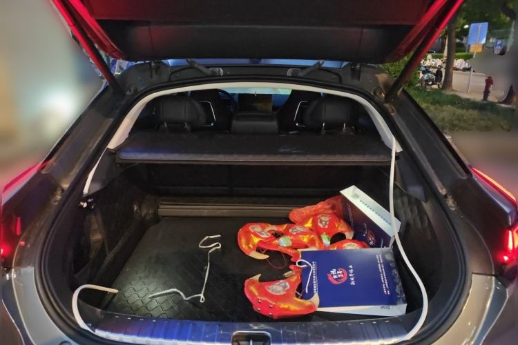 Used Zeekr 001 2022 Long-Range Dual-Motor WE Edition Trunk