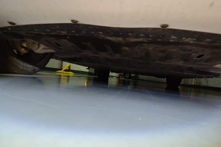 Used Zeekr 001 2022 Ultra-Long Range Dual-Motor YOU Version Chassis Front