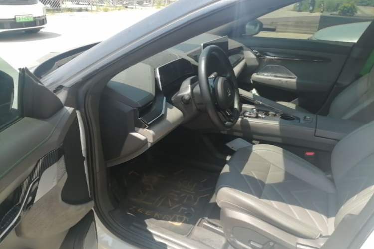 Used Zeekr 001 2022 Long-Range Dual-Motor WE Edition Driver Seat