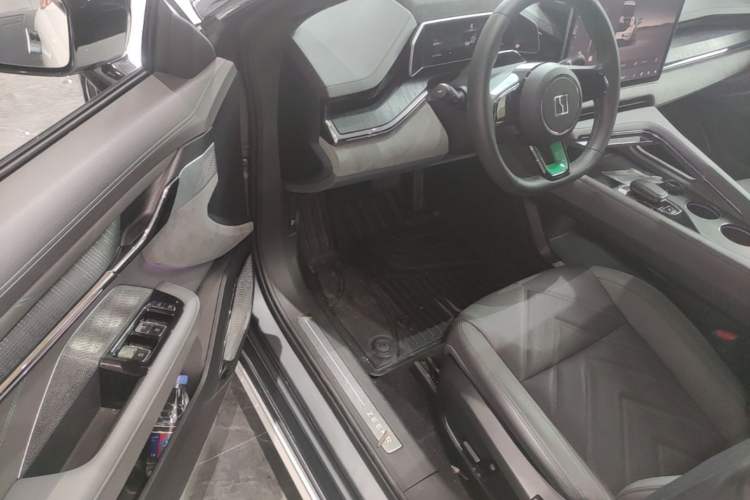 Used Zeekr 001 2022 Long-Range Dual-Motor WE Edition Driver Seat