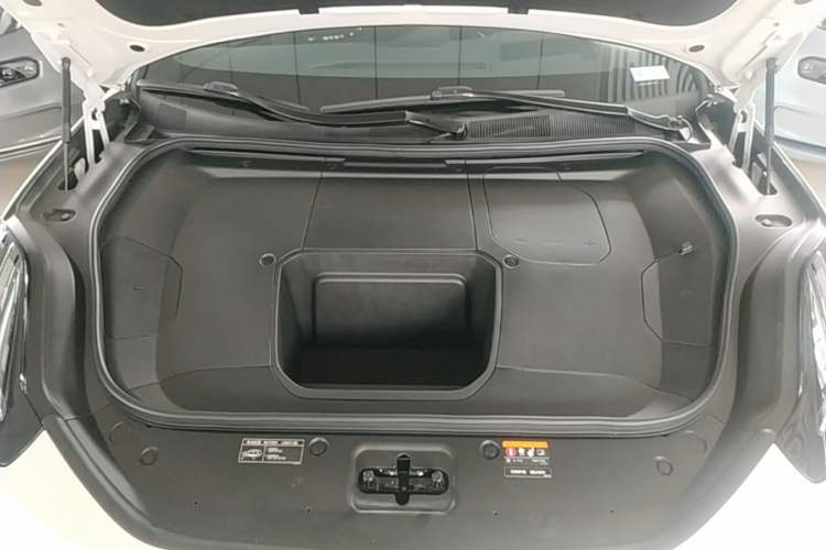 Used Zeekr 001 2022 Long-Range Dual-Motor WE Edition Engine Bay