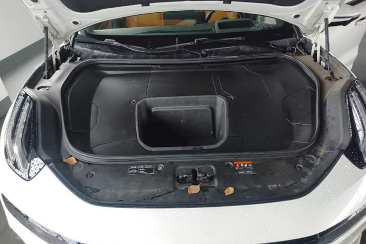 Used Zeekr 001 2022 Long-Range Dual-Motor WE Edition Engine Bay