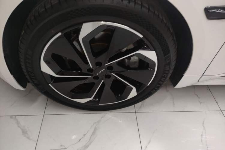 Used Zeekr 001 2022 Long-Range Dual-Motor WE Edition Exterior 4