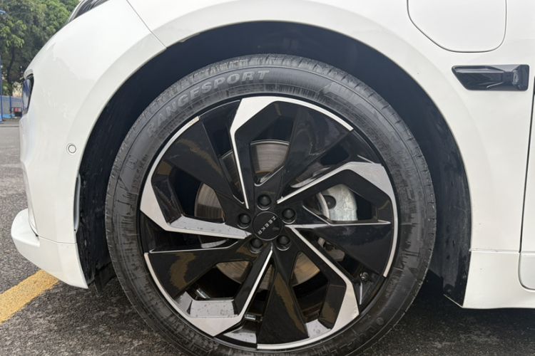 Used Zeekr 001 2022 Long-Range Dual-Motor WE Edition Exterior 7