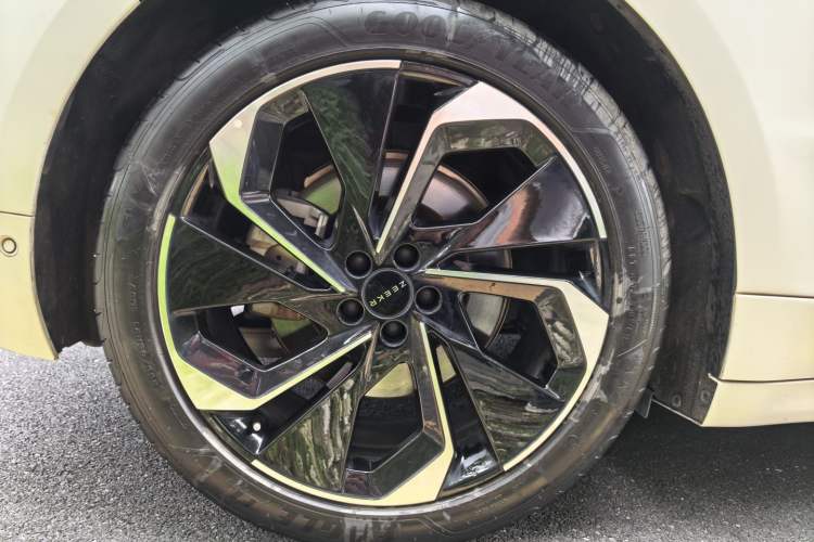 Used Zeekr 001 2022 Long-Range Dual-Motor WE Edition Exterior 7