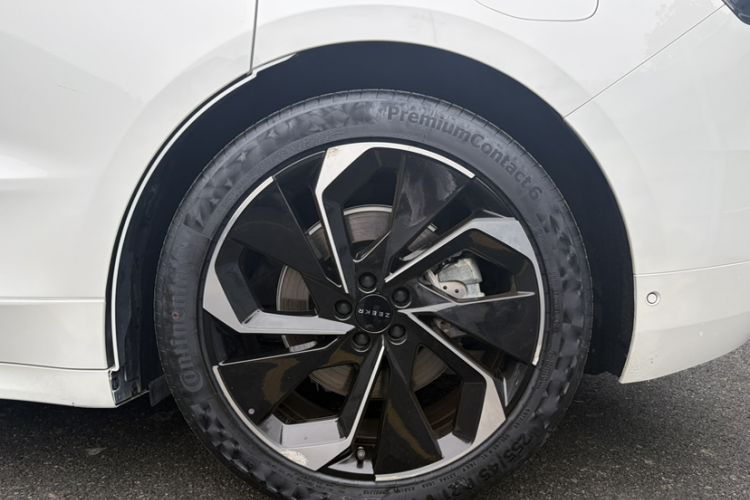 Used Zeekr 001 2022 Long-Range Dual-Motor WE Edition Exterior 8