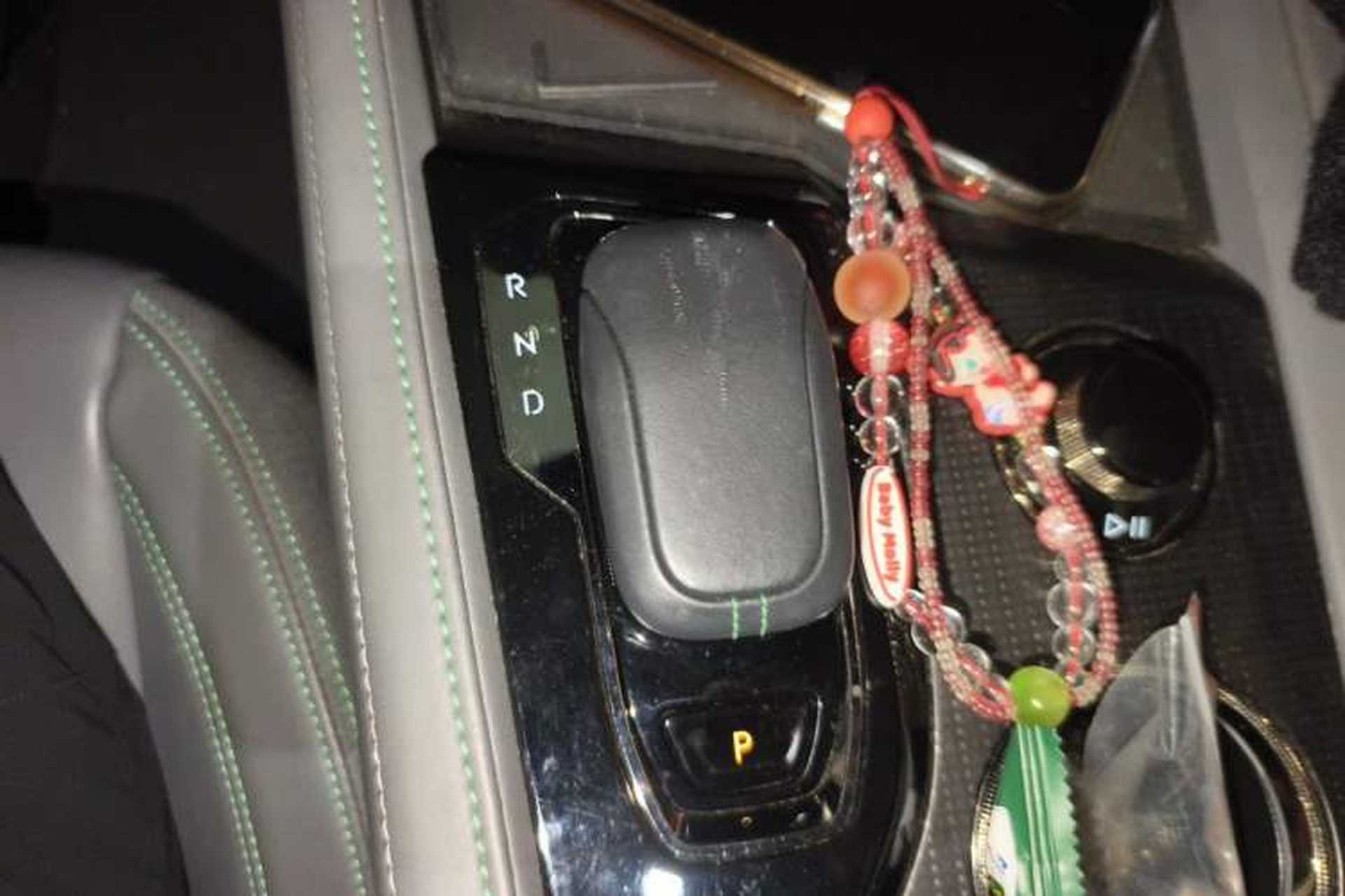 Used Zeekr 001 2022 Ultra-Long Range Dual-Motor YOU Version Gear Lever