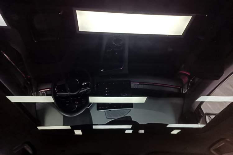 Used Zeekr 001 2022 Ultra-Long Range Dual-Motor ME Version Headliner