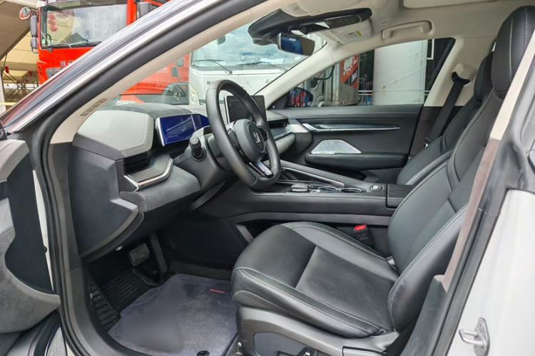 Used Zeekr 001 2022 Long-Range Dual-Motor WE Edition Interior 1