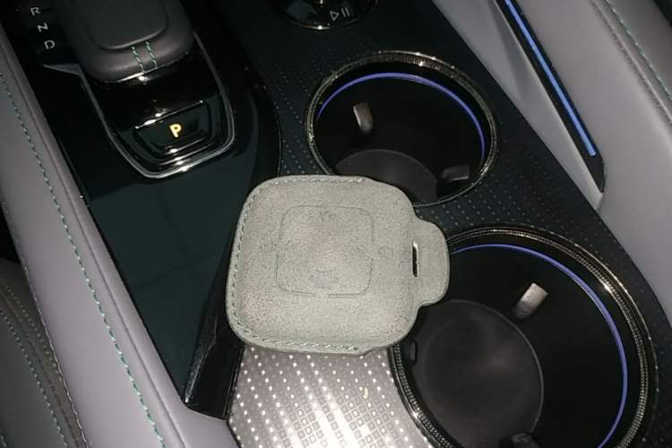 Used Zeekr 001 2022 Long-Range Dual-Motor WE Edition Interior 1