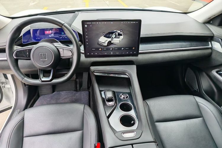 Used Zeekr 001 2022 Long-Range Dual-Motor WE Edition Interior 3