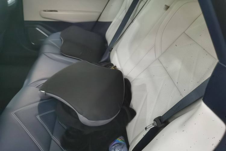Used Zeekr 001 2022 Ultra-Long Range Single-Motor WE Version Interior 4