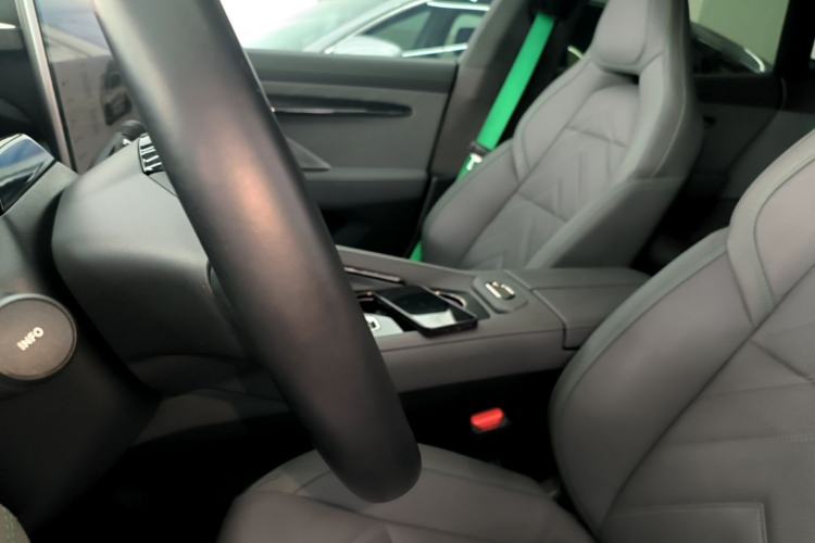 Used Zeekr 001 2022 Ultra-Long Range Dual-Motor YOU Version Left Front Seat