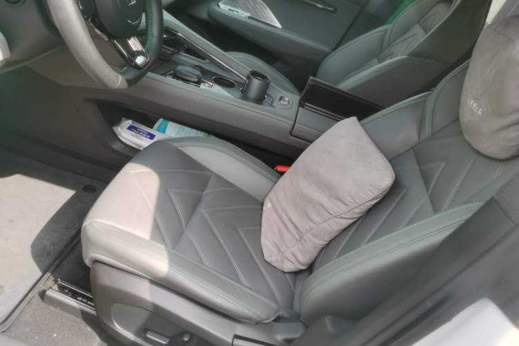 Used Zeekr 001 2022 Ultra-Long Range Single-Motor WE Version Left Front Seat