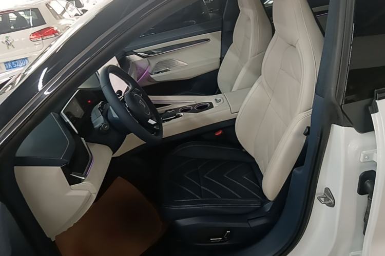 Used Zeekr 001 2022 Ultra-Long Range Dual-Motor ME Version Left Front Seat