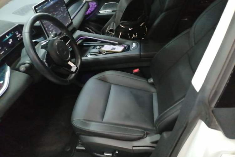 Used Zeekr 001 2022 Long-Range Dual-Motor WE Edition Left Front Seat