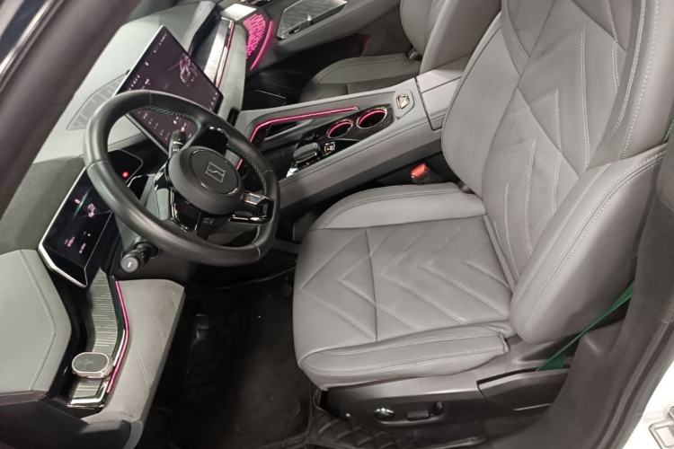 Used Zeekr 001 2022 Ultra-Long Range Dual-Motor ME Version Left Front Seat