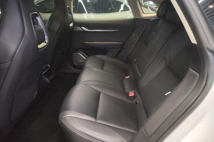 Used Zeekr 001 2022 Ultra-Long Range Single-Motor WE Version Left Rear Seat