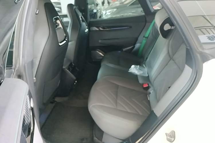 Used Zeekr 001 2022 Long-Range Dual-Motor WE Edition Left Rear Seat