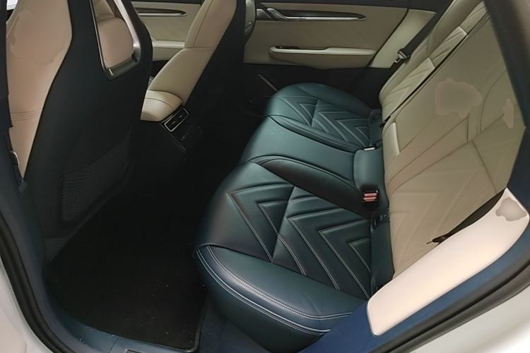 Used Zeekr 001 2022 Ultra-Long Range Dual-Motor ME Version Left Rear Seat