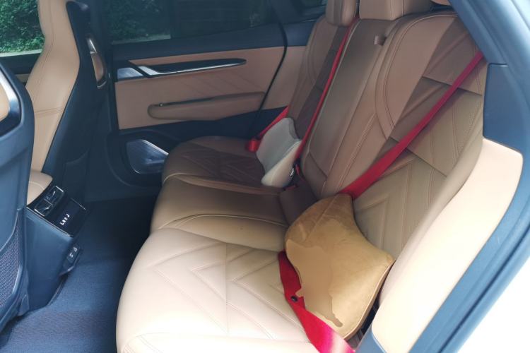 Used Zeekr 001 2022 Ultra-Long Range Dual-Motor YOU Version Left Rear Seat
