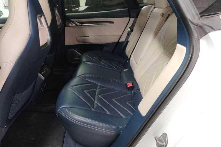 Used Zeekr 001 2022 Ultra-Long Range Dual-Motor YOU Version Left Rear Seat