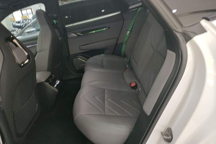 Used Zeekr 001 2022 Ultra-Long Range Dual-Motor YOU Version Left Rear Seat