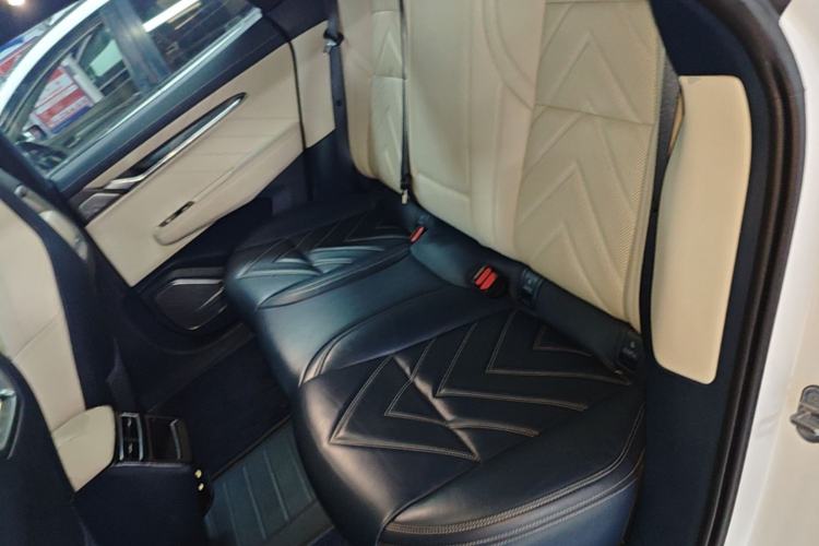 Used Zeekr 001 2022 Long-Range Dual-Motor WE Edition Left Rear Seat