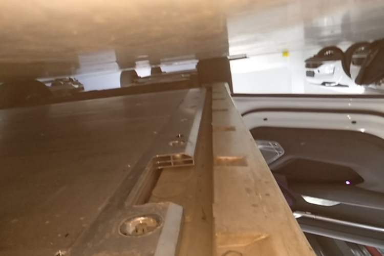 Used Zeekr 001 2022 Long-Range Dual-Motor WE Edition Left Side Sill