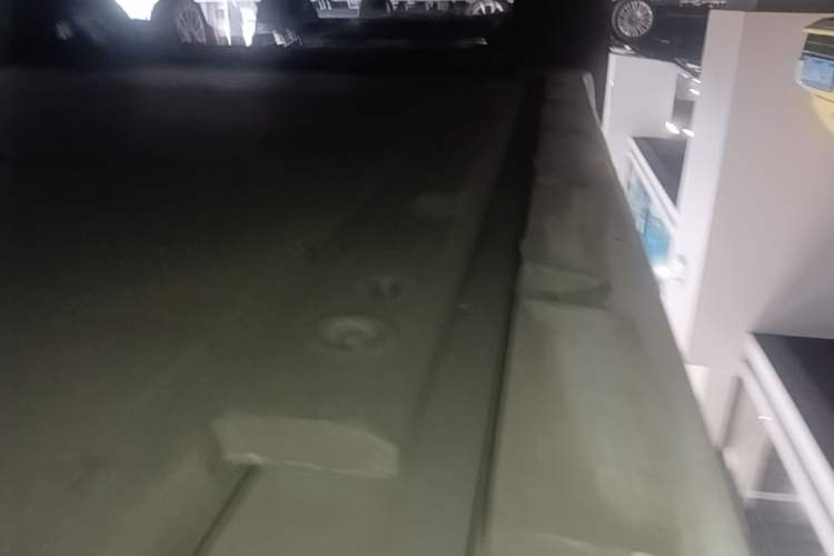 Used Zeekr 001 2022 Ultra-Long Range Dual-Motor YOU Version Left Side Sill