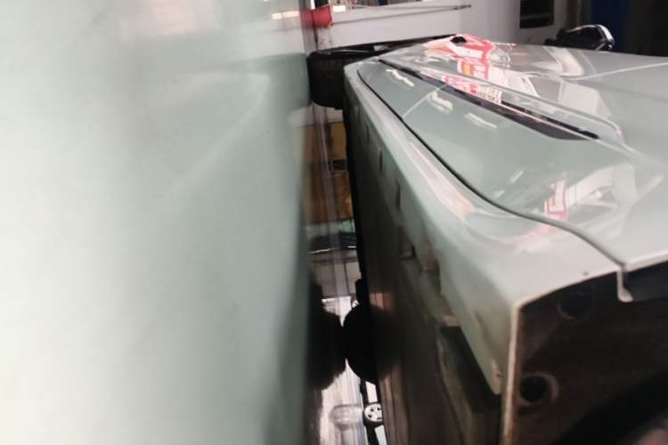 Used Zeekr 001 2022 Ultra-Long Range Single-Motor WE Version Left Side Sill