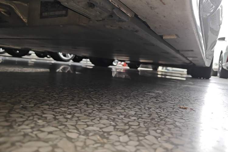 Used Zeekr 001 2022 Ultra-Long Range Dual-Motor YOU Version Left Side Sill