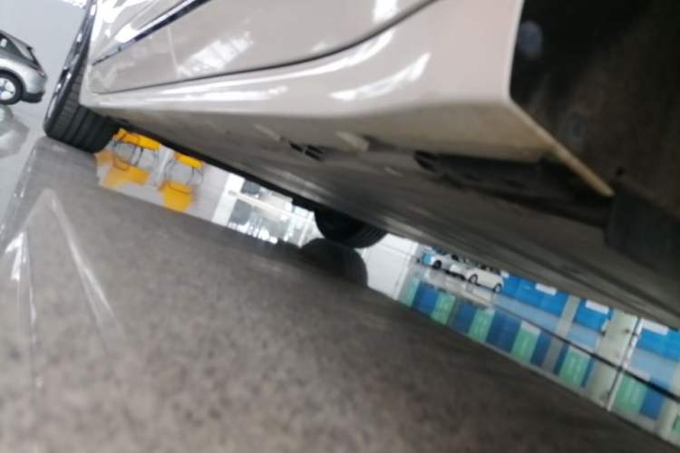 Used Zeekr 001 2022 Long-Range Dual-Motor WE Edition Left Side Sill